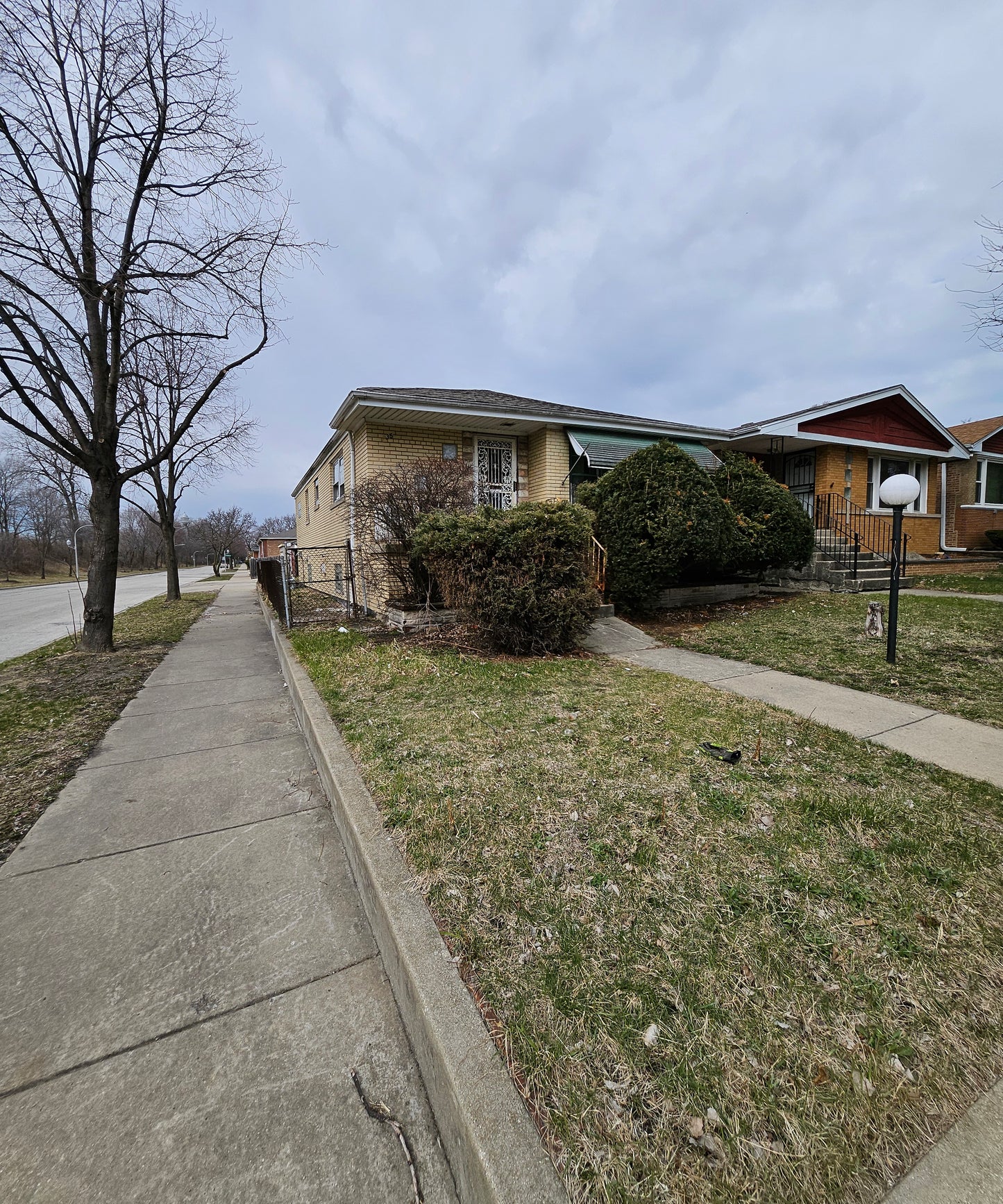 🏚 Off-Market Deal – Solid Brick Home in Chicago’s Calumet Heights! 🔥