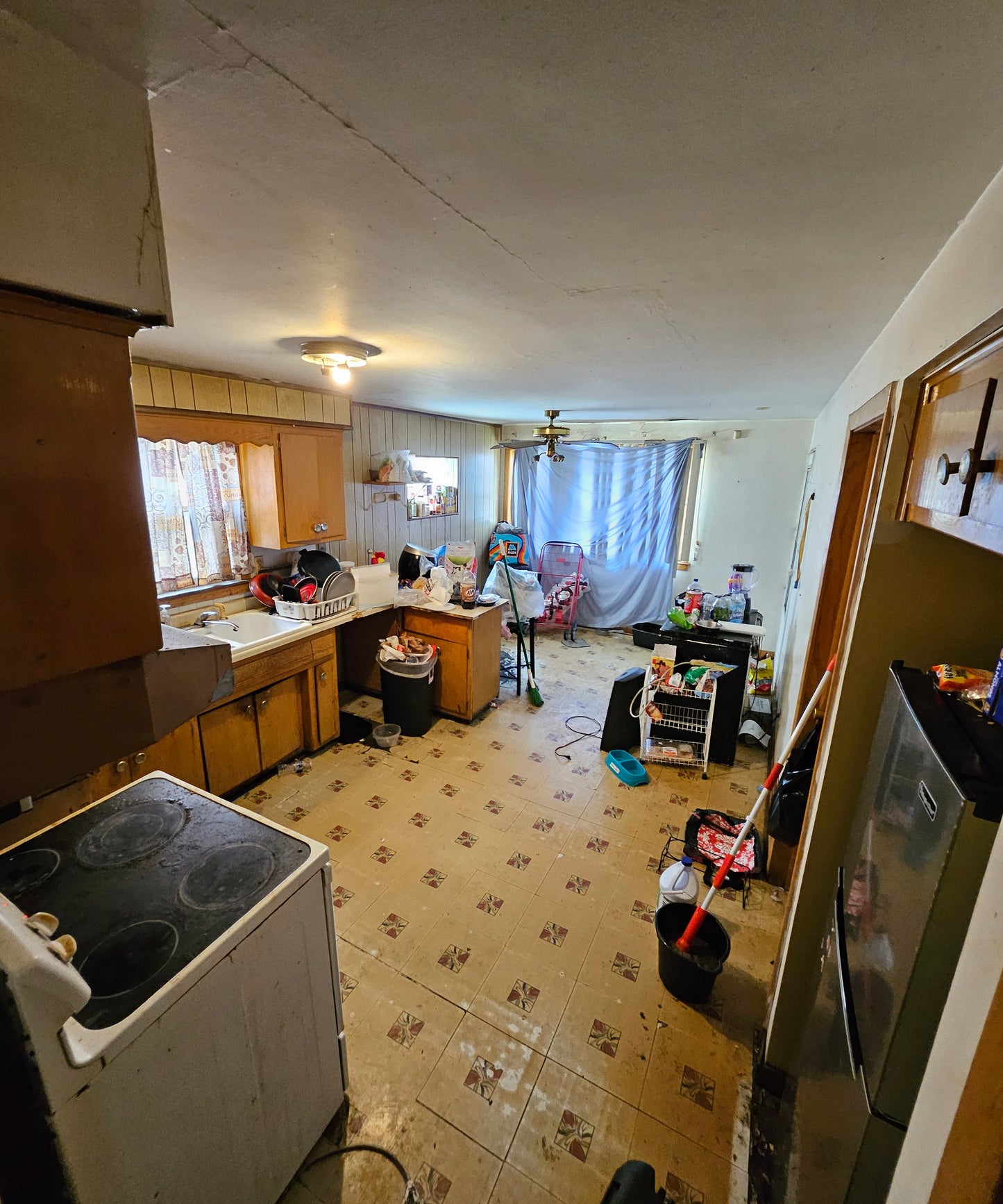 🏚 Off-Market Deal – Solid Brick Home in Chicago’s Calumet Heights! 🔥