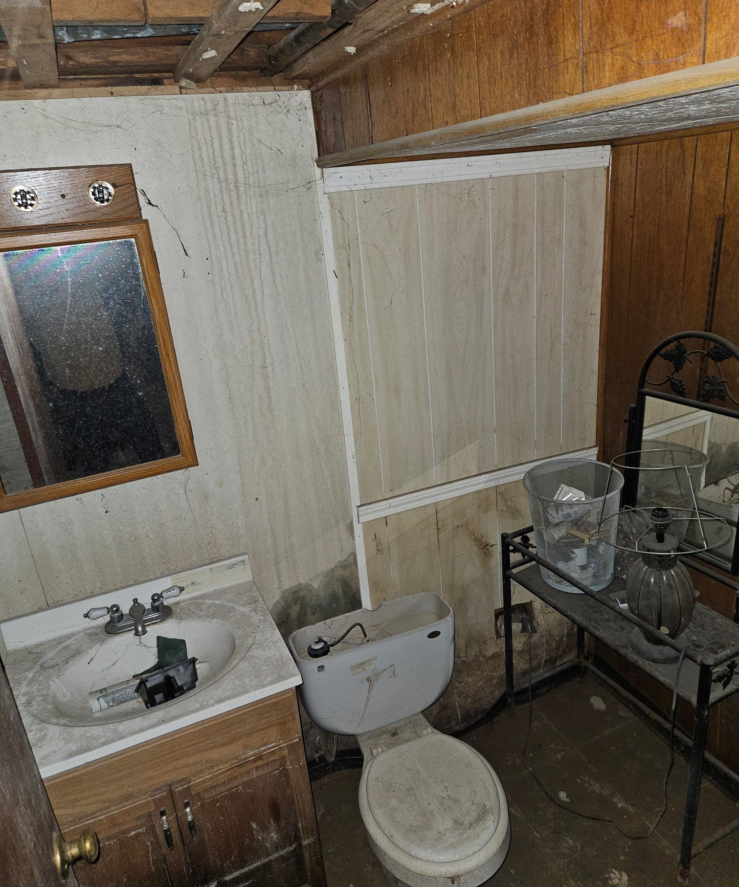 🏚 Off-Market Deal – Solid Brick Home in Chicago’s Calumet Heights! 🔥