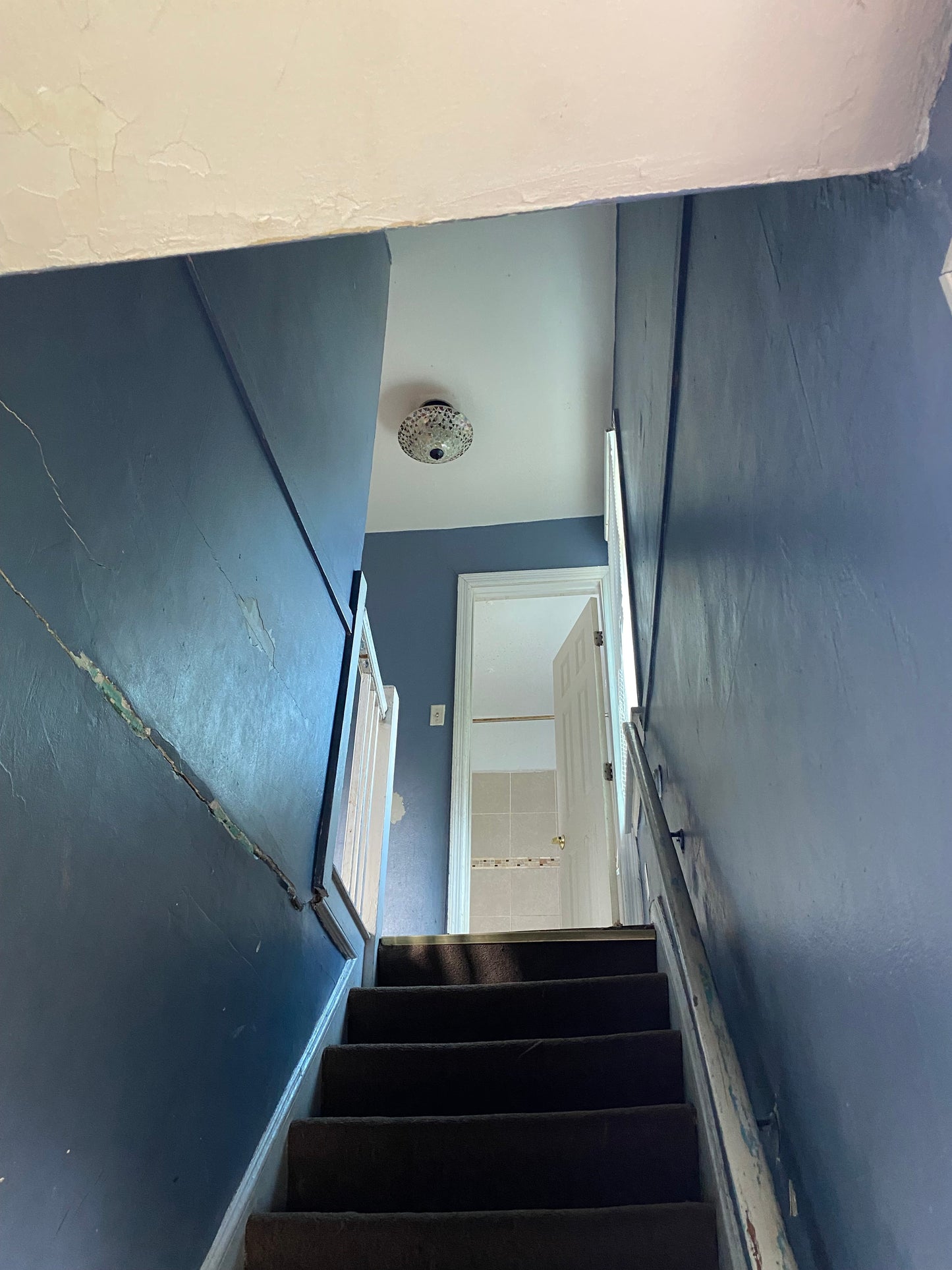 Calumet Heights - Brick 2/1 TownHouse