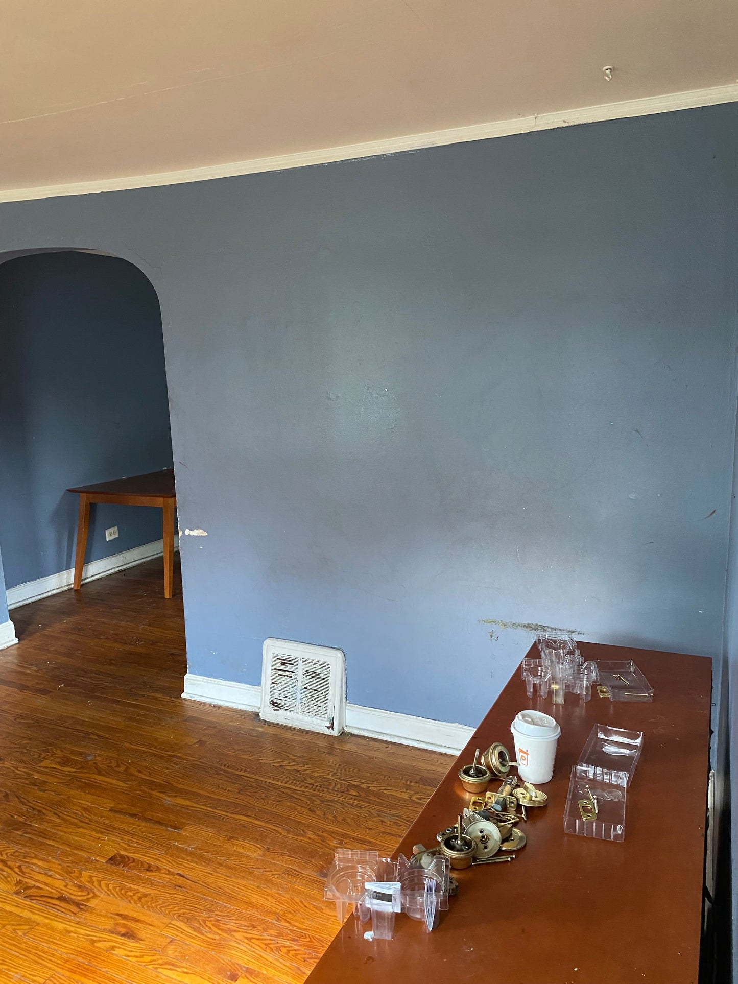 Calumet Heights - Brick 2/1 TownHouse