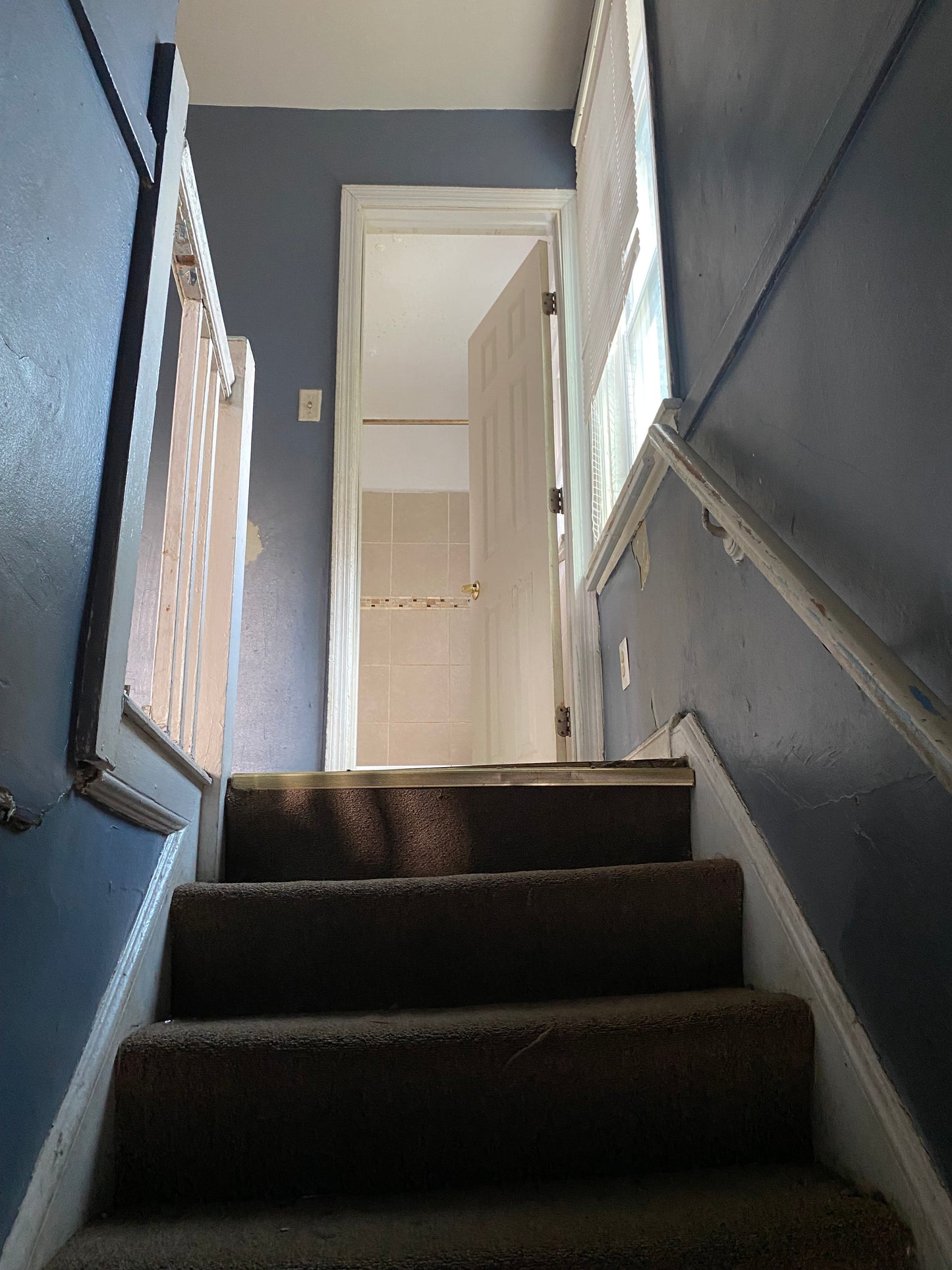 Calumet Heights - Brick 2/1 TownHouse