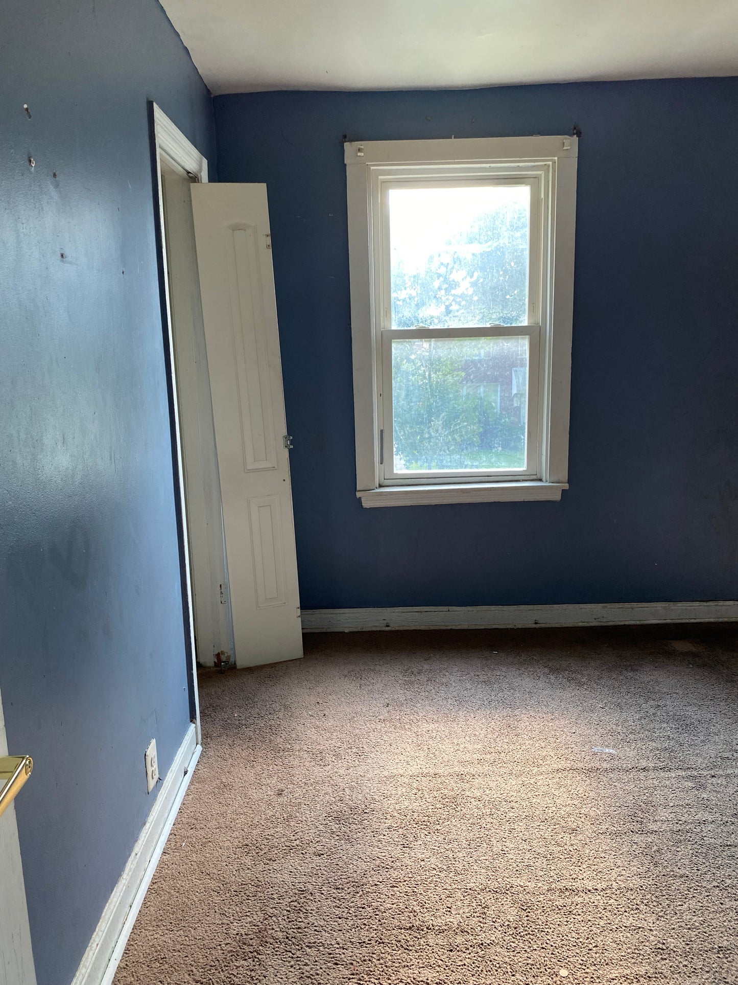 Calumet Heights - Brick 2/1 TownHouse