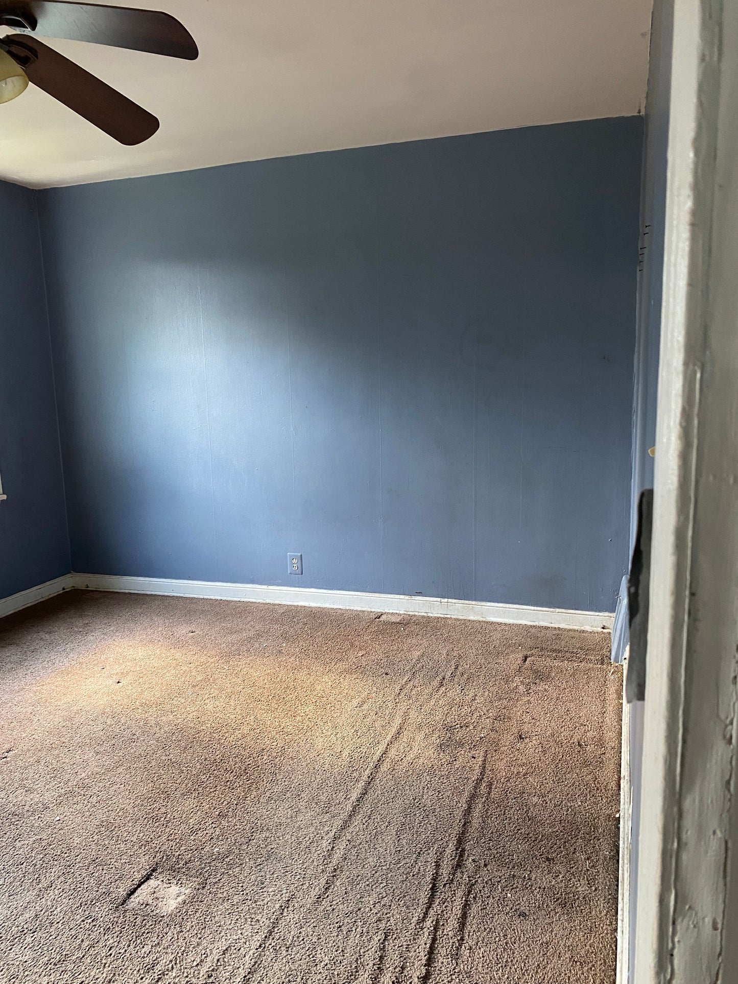 Calumet Heights - Brick 2/1 TownHouse