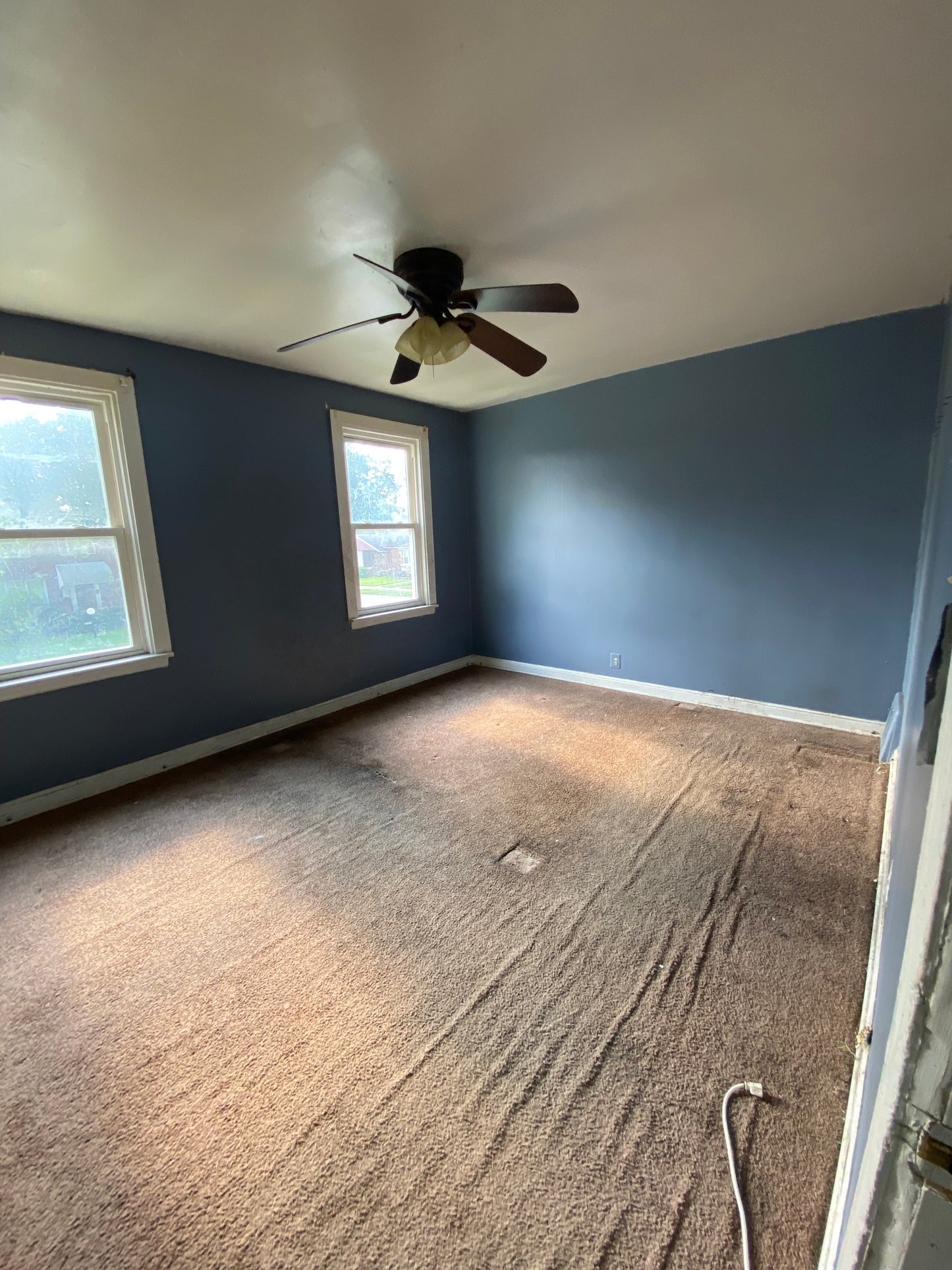 Calumet Heights - Brick 2/1 TownHouse