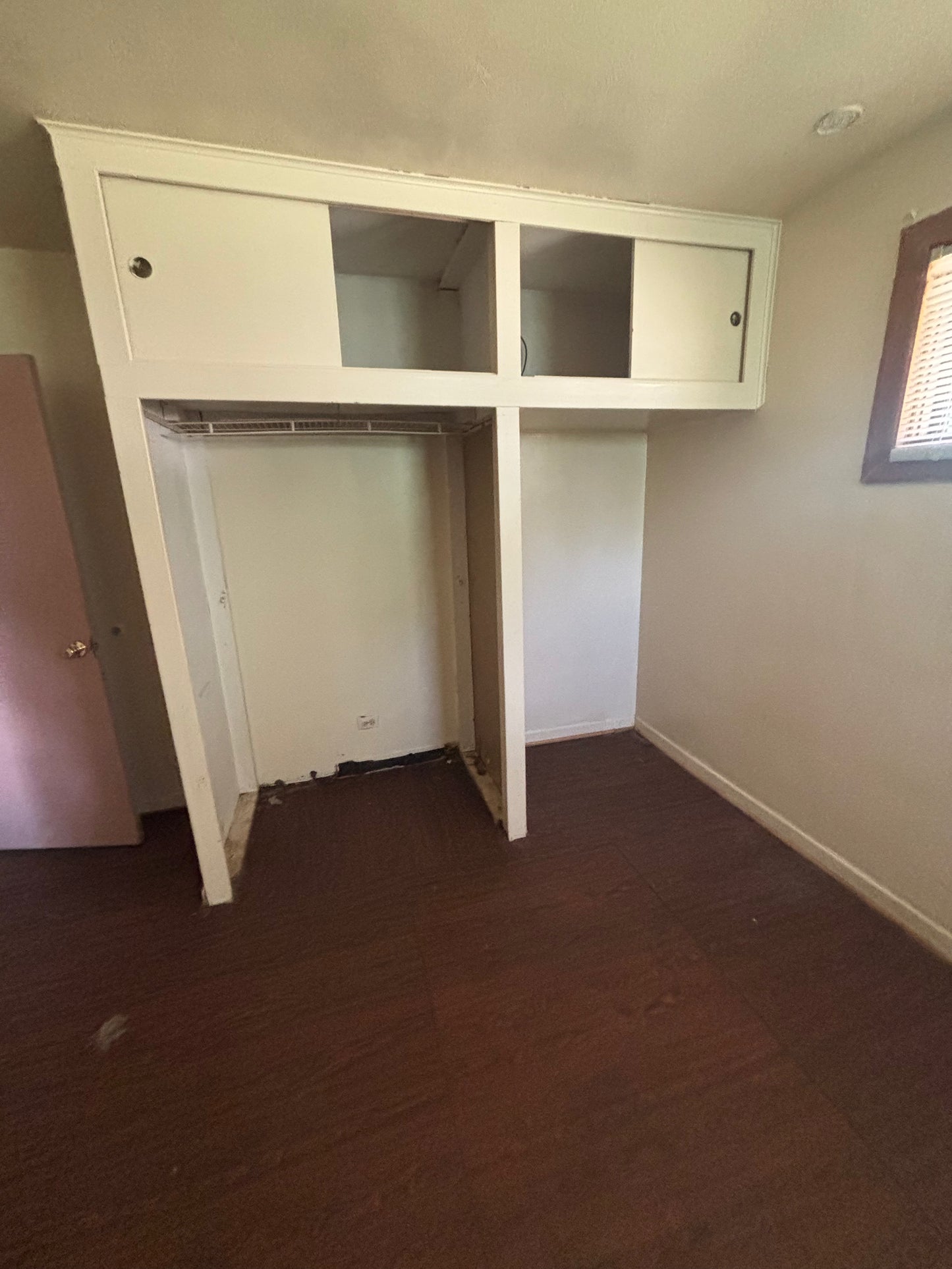 Lansing 3/1 Brick Home - Flip or Hold - Priced to Move!
