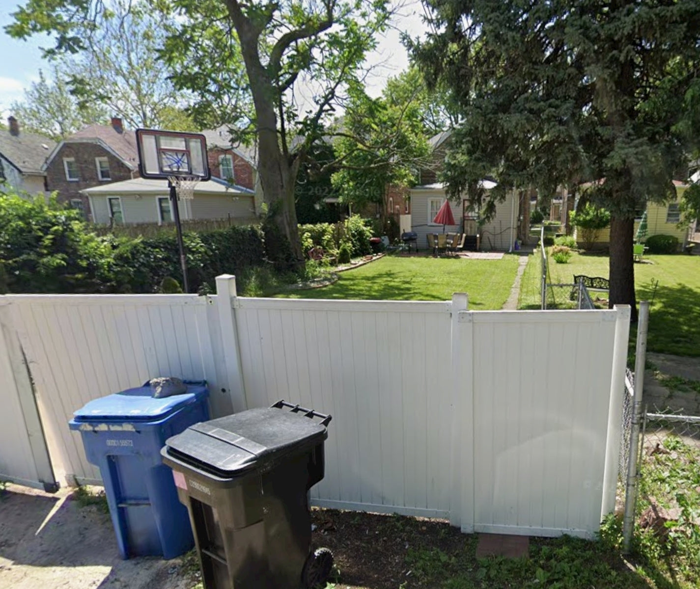 Chatham, IL 3/1 Single Family Brick House