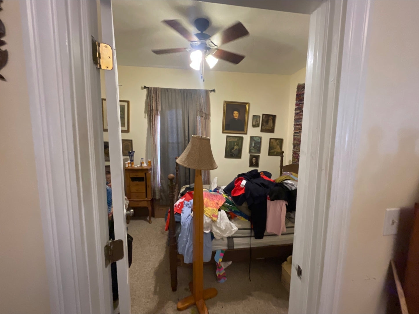 Elgin, IL - Single Family 2Bedroom House