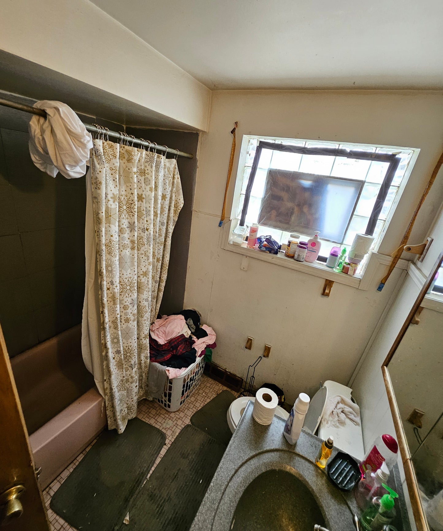 🏚 Off-Market Deal – Solid Brick Home in Chicago’s Calumet Heights! 🔥