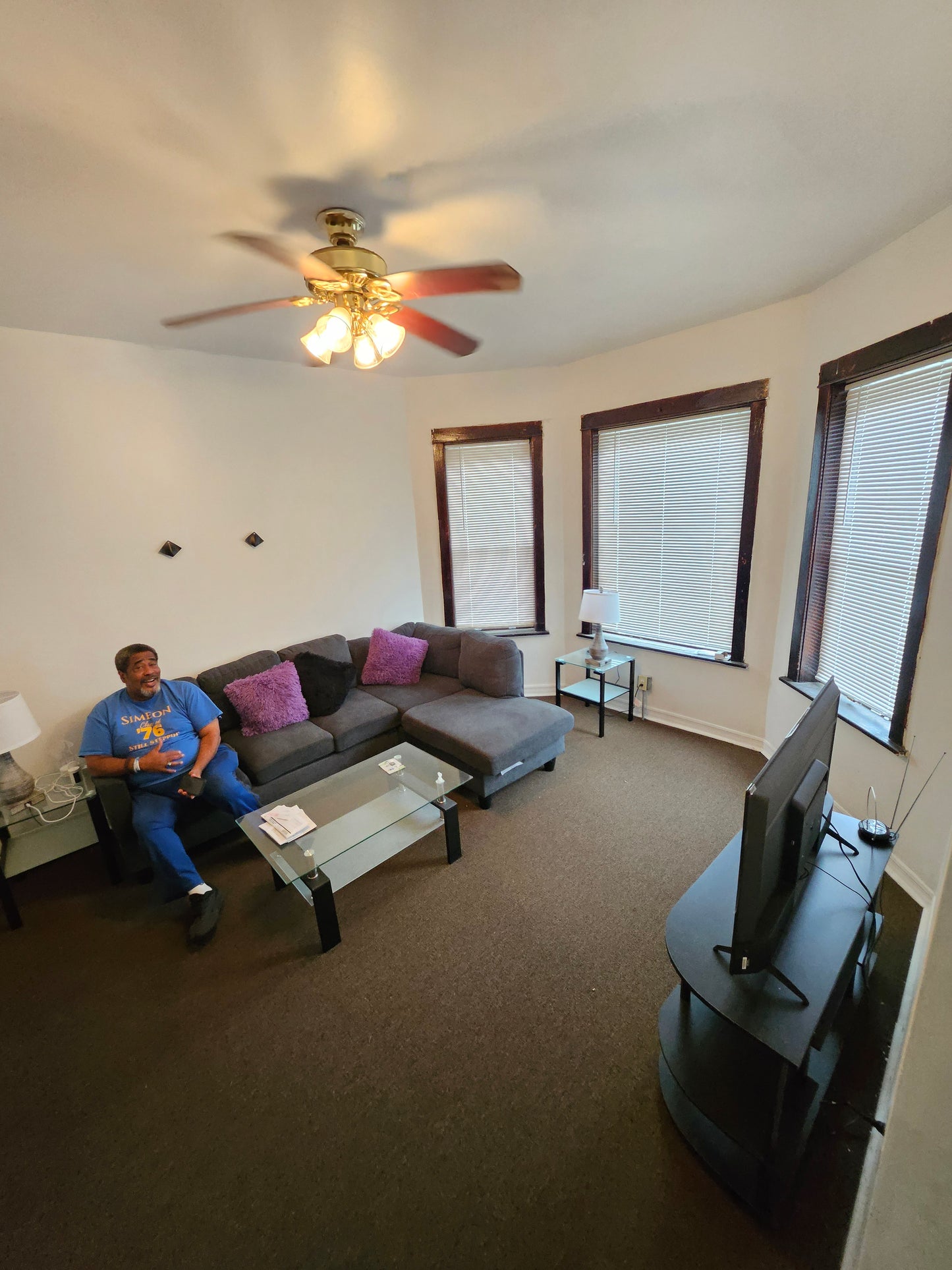 South Chicago Multi-Unit + Coach House | 10 Bed, 4 Bath