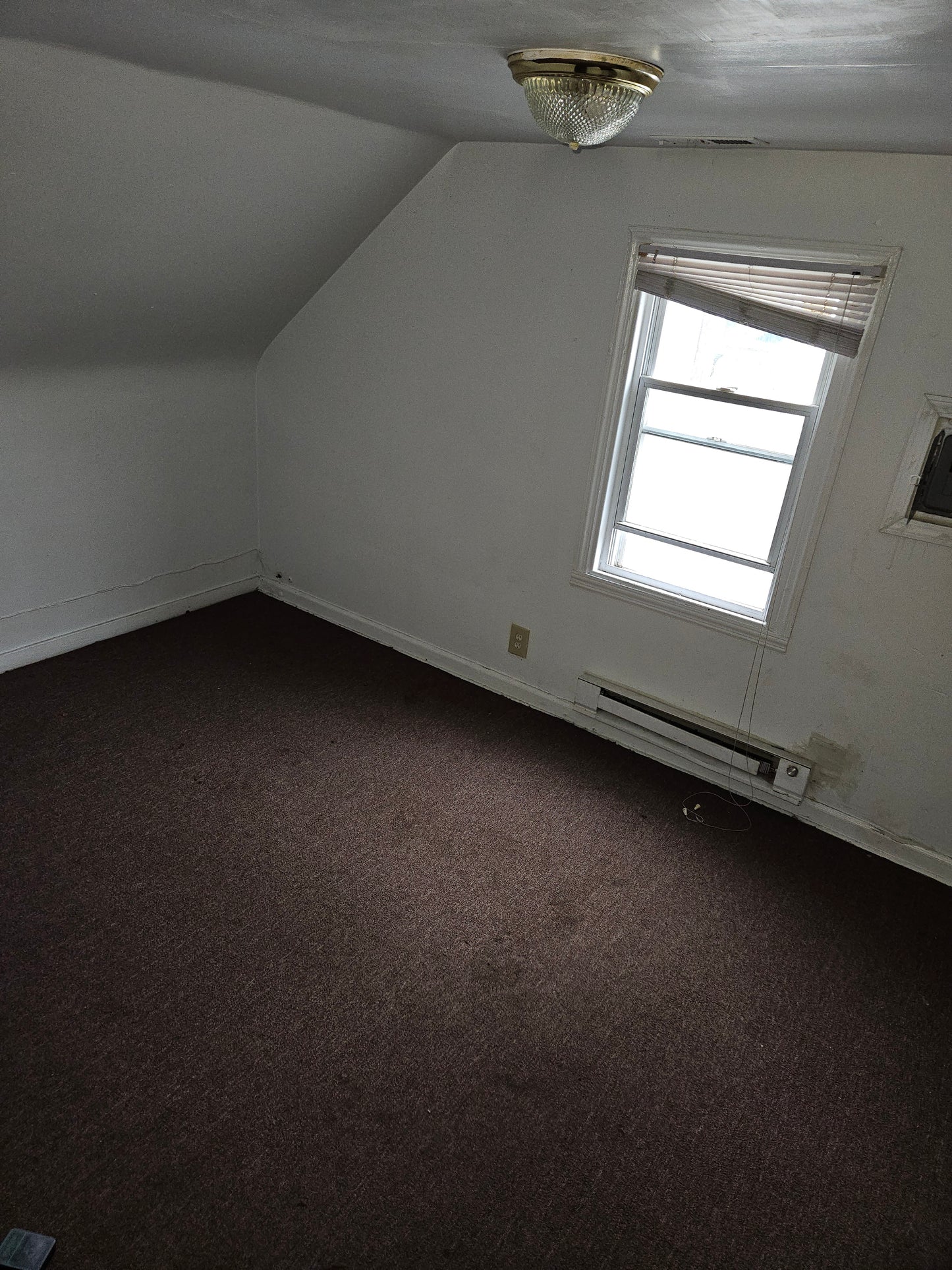 South Chicago Multi-Unit + Coach House | 10 Bed, 4 Bath