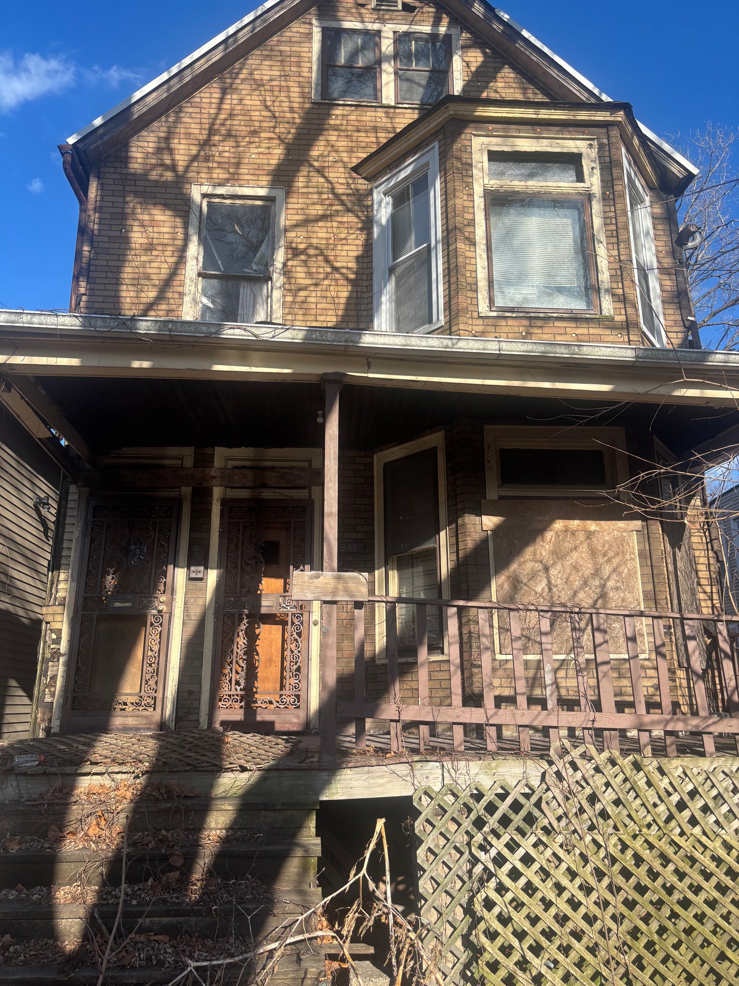 🏠 Off-Market 2-Unit Property in South Chicago Near Lake Shore Drive – Prime Investment Opportunity! 💰