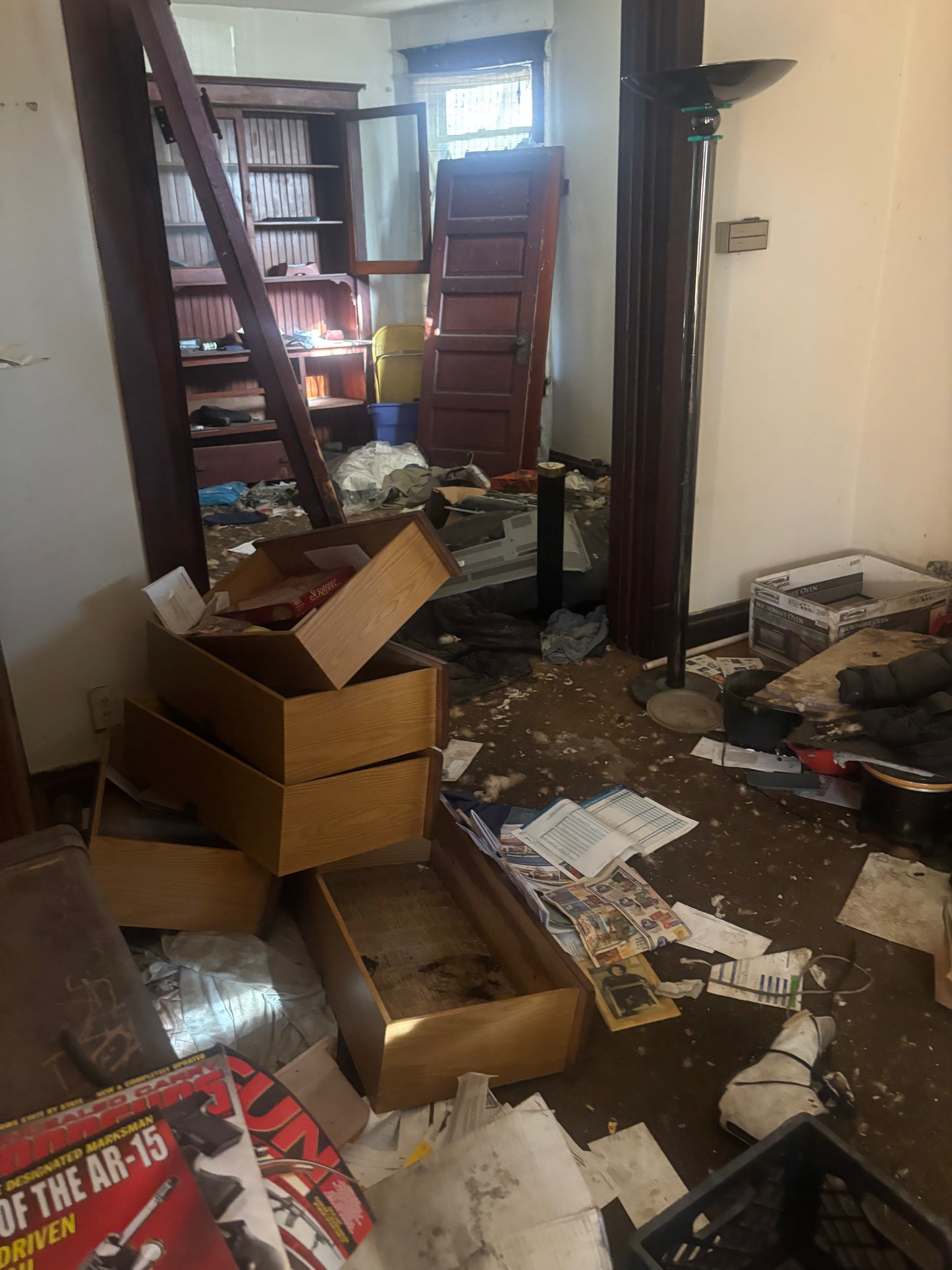🏠 Off-Market 2-Unit Property in South Chicago Near Lake Shore Drive – Prime Investment Opportunity! 💰