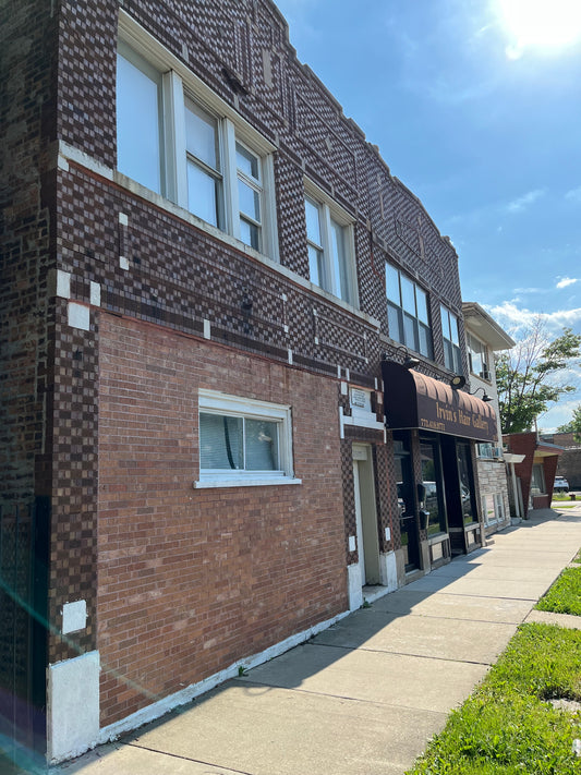 RARE 4 Unit In Lithuanian Plaza Chicago!