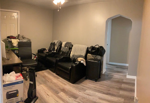 🧱 Turnkey-Ready Brick in Calumet Park – Just Needs Cosmetics