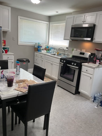🧱 Turnkey-Ready Brick in Calumet Park – Just Needs Cosmetics