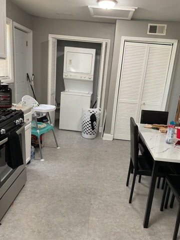 🧱 Turnkey-Ready Brick in Calumet Park – Just Needs Cosmetics