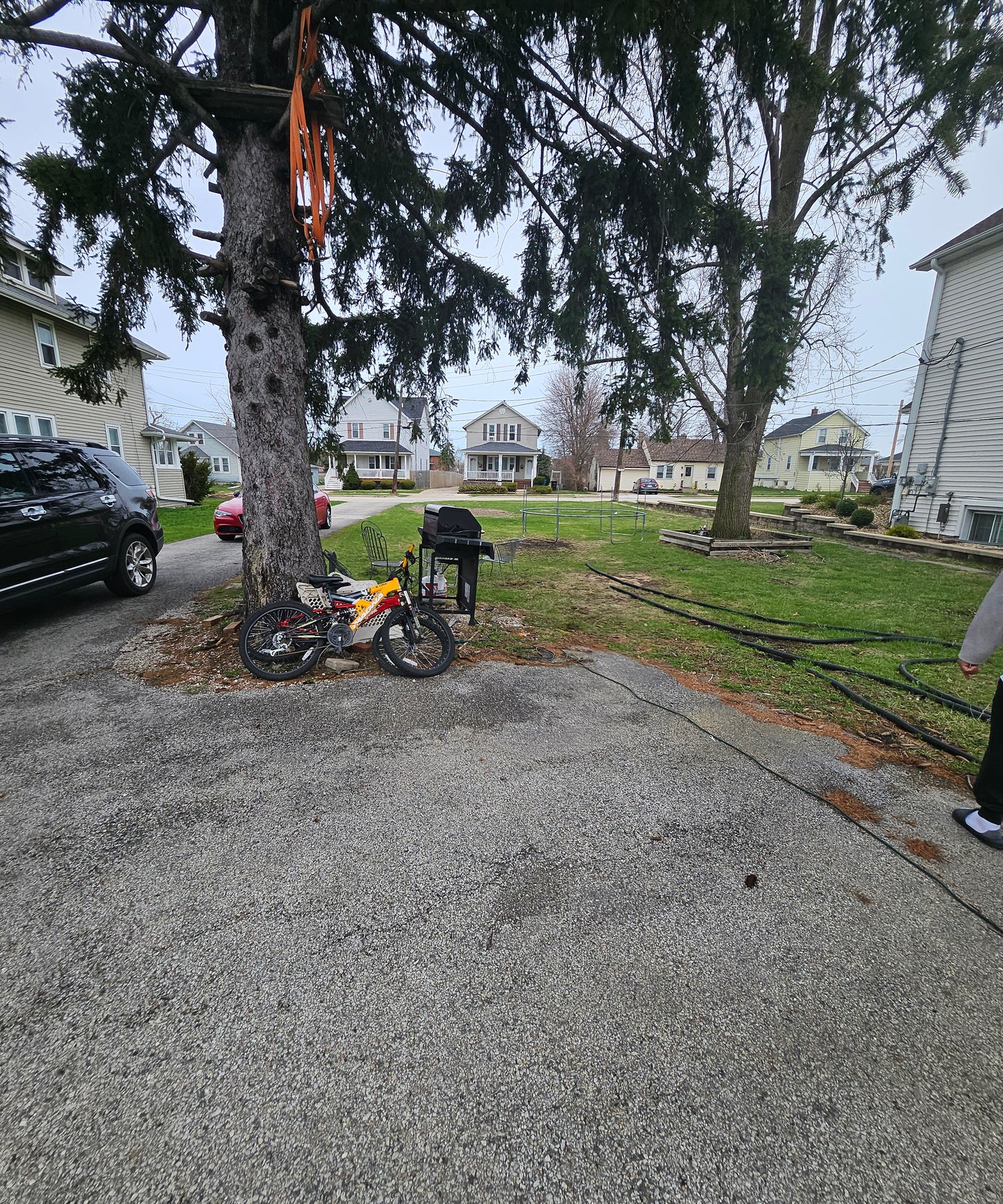 🏚 Undervalued SFH in Bensenville – Flip or Hold for Big Gains 🚀