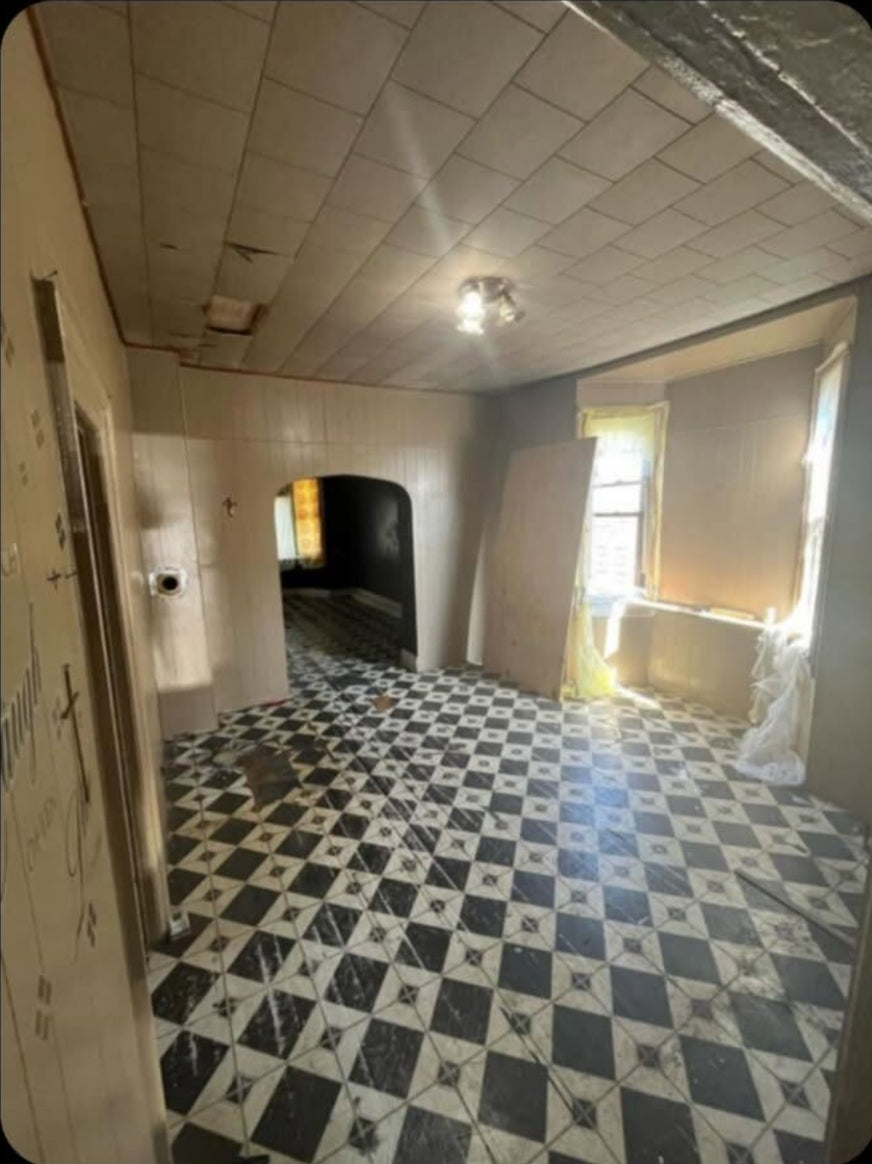 🏚South Chicago 3-Unit - Fixer Upper Special, Huge Spread!🚀