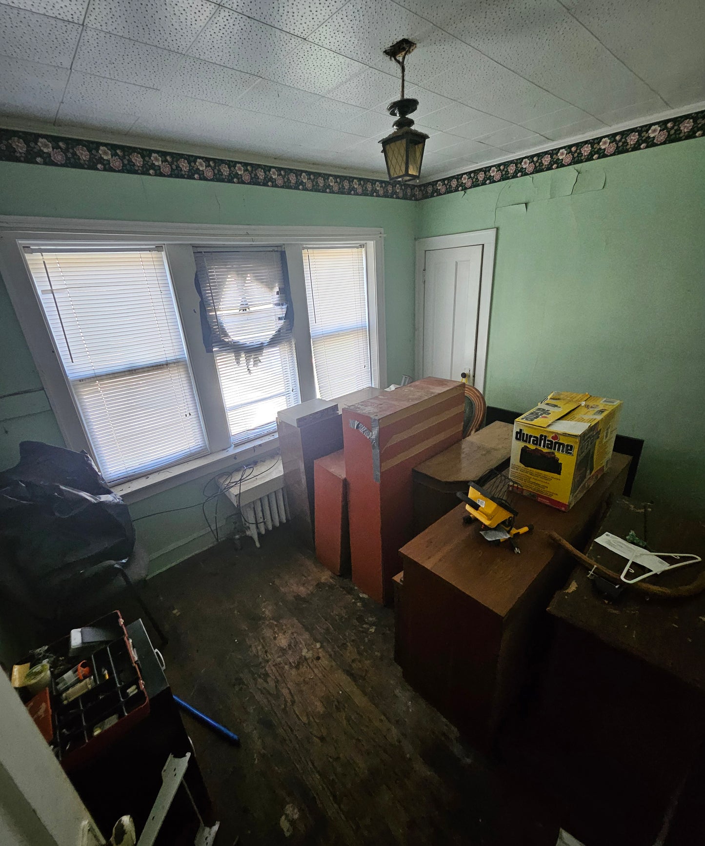 Auburn Gresham Investor Special - 2-Unit w/ Big Spread & Clear Title