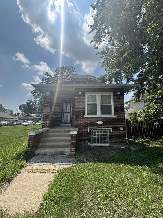 Value-Add 3/1 Brick SFH in Chicago Heights - TLC
