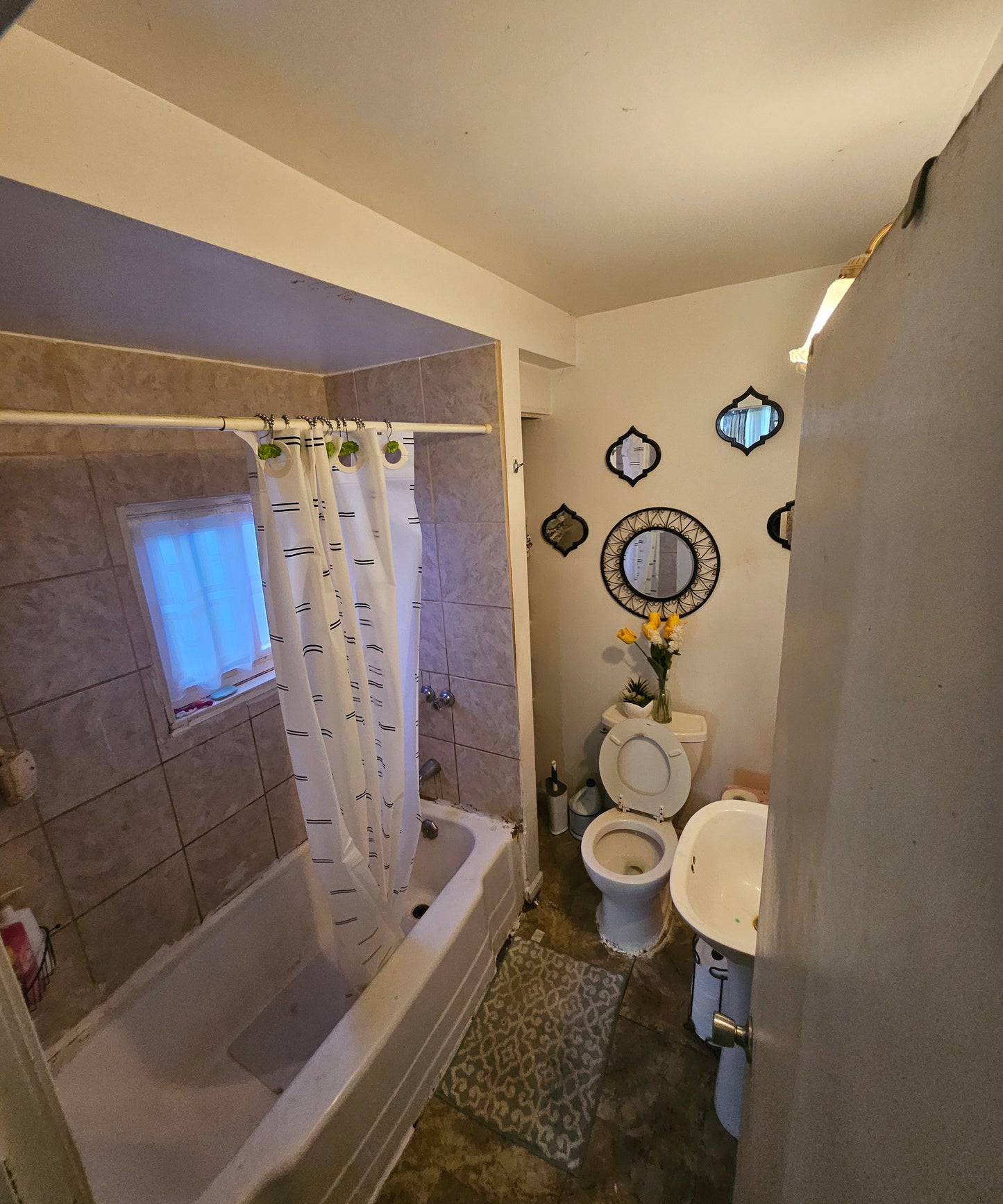🏚 Undervalued SFH in Bensenville – Flip or Hold for Big Gains 🚀