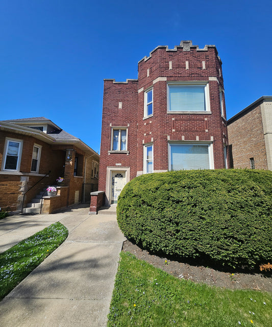 Auburn Gresham Investor Special - 2-Unit w/ Big Spread & Clear Title