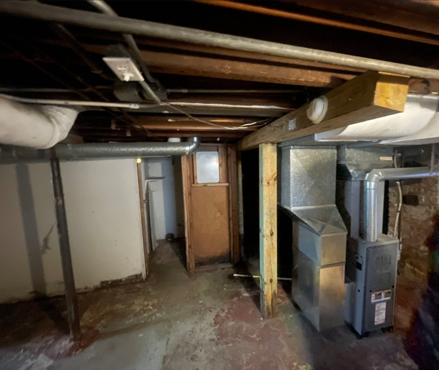 Elgin, IL - Single Family 2Bedroom House